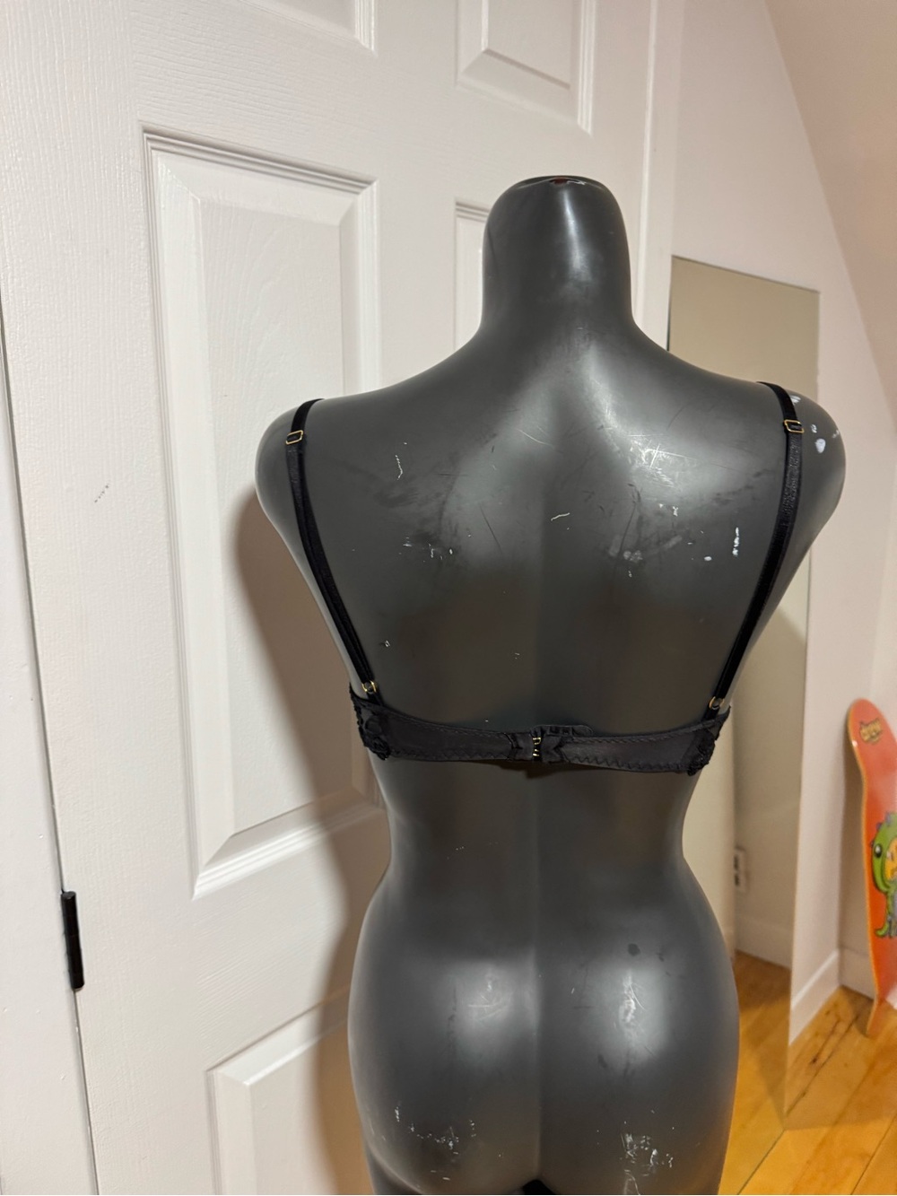 bra - Picture 4 of 4